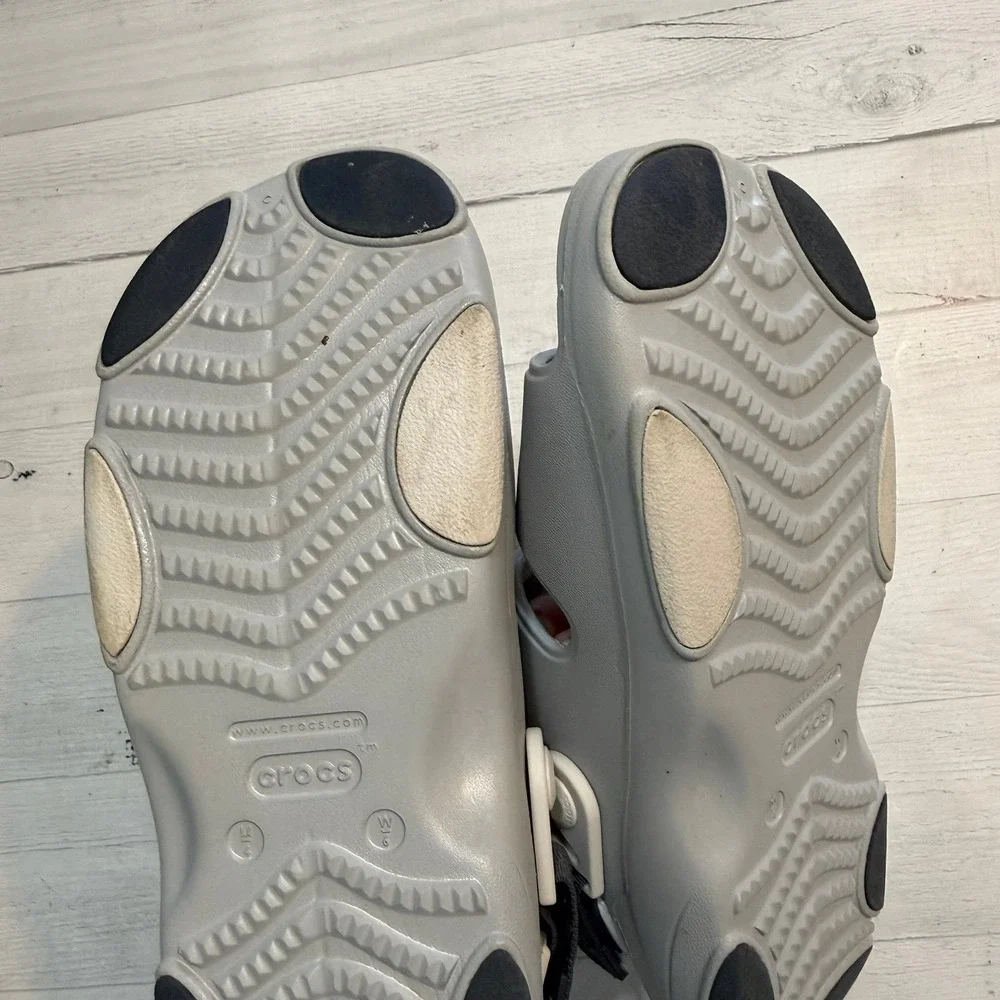 Crocs Classic All Terrain Strap Sandals Light Gray men 4 women's‎ 6
